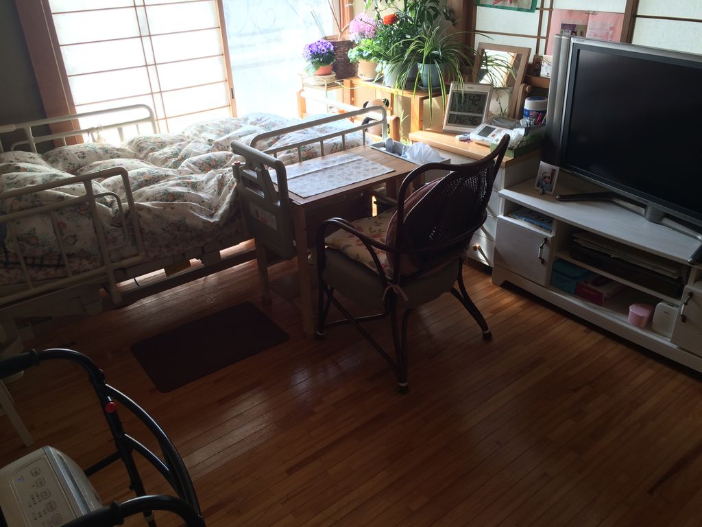 お母様に4.5帖増築のプレゼント　宇都宮市200万円～