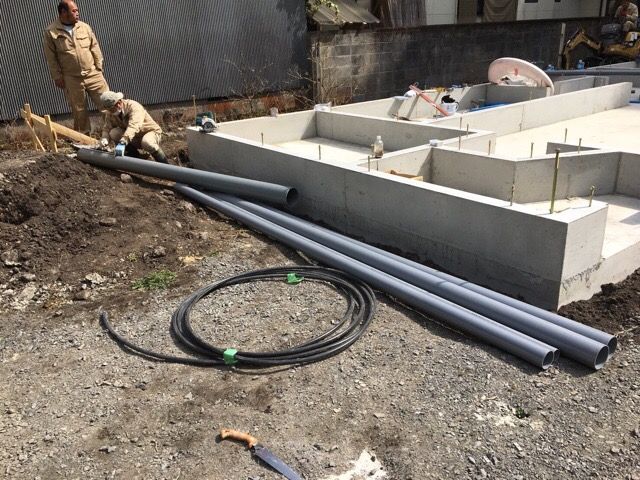 1893D6FB-69A0-4C21-AFCE-F0D57E0C39F5