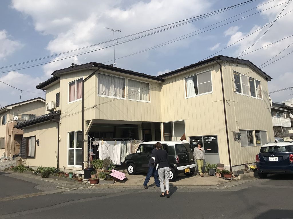 LDKを移動したフルリノベーション二世帯住宅　鹿沼市　￥１０００万円～