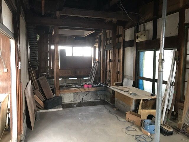 4BB32F5B-35A6-44D9-A1C7-AF03E90A9511