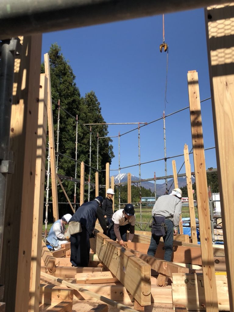 上棟に棟梁達が集結！