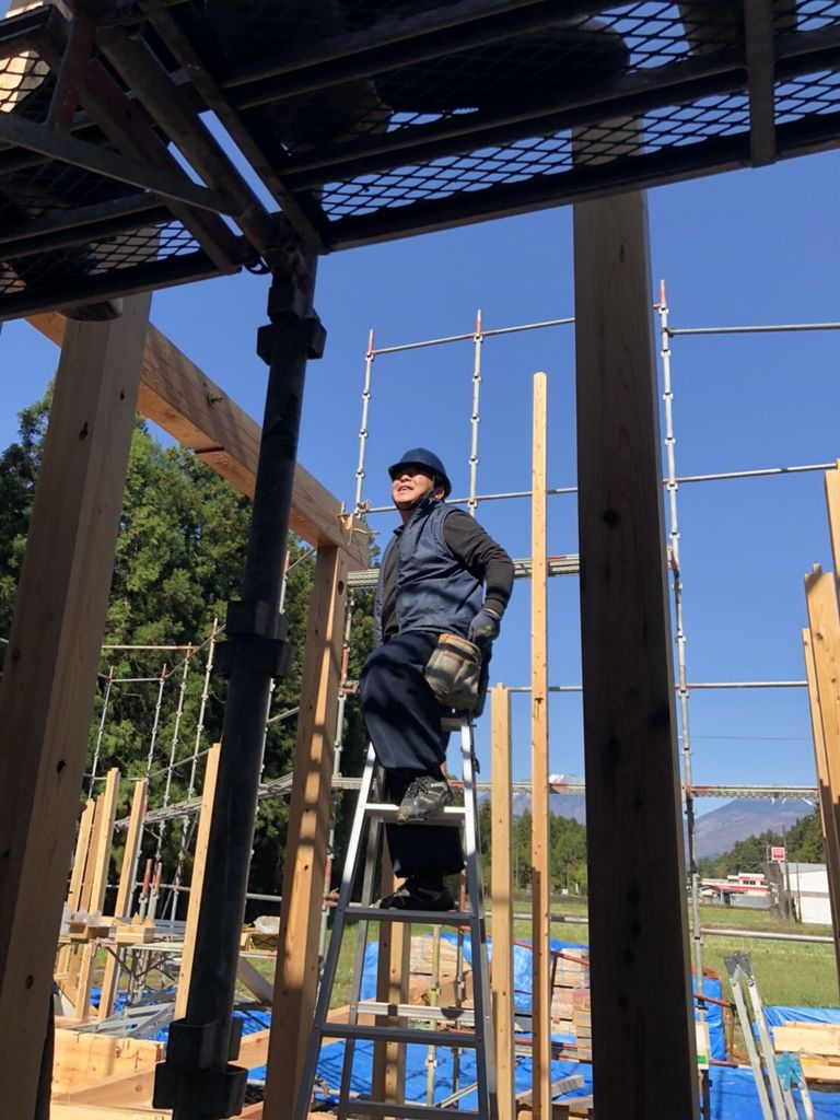 CFFC058C-9E43-4D98-BDFC-DFA53F1F77D3