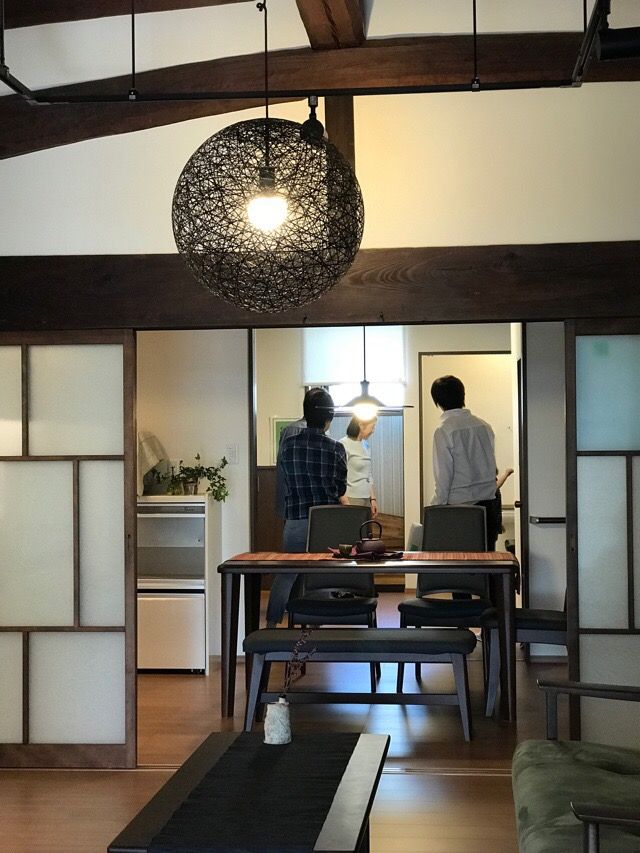 D827F219-AC90-4F30-A63D-C2C3C3A082B2