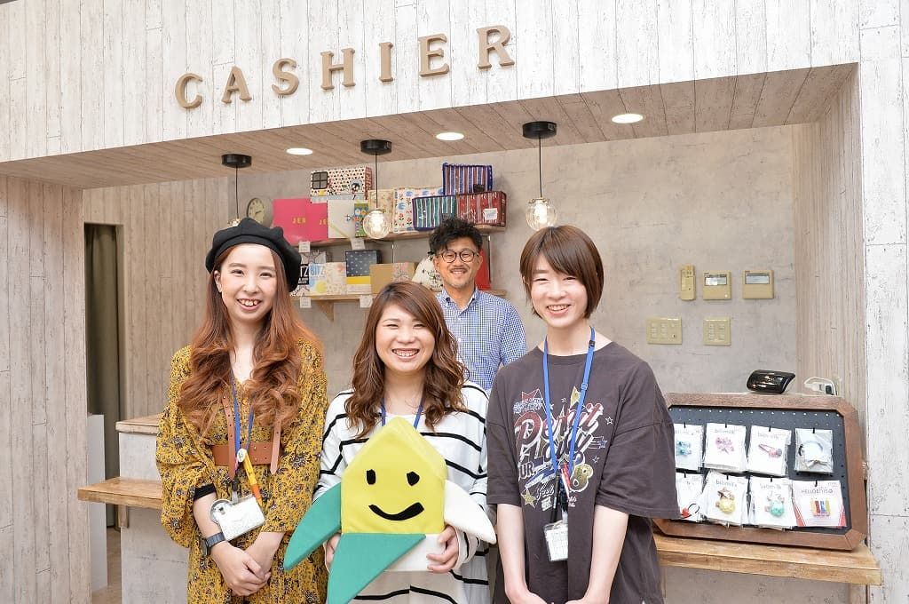 Caféのような寛ぎ空間で 家族一緒にショッピング♪