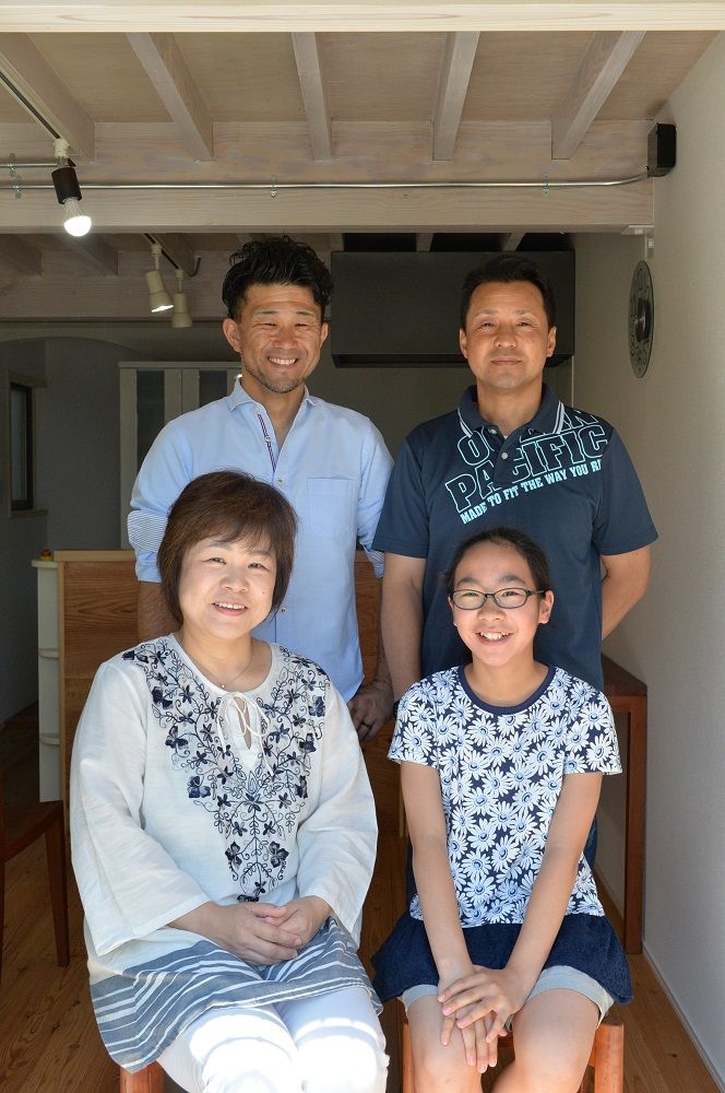 ヒカリハウス de 明るい元気家族♪