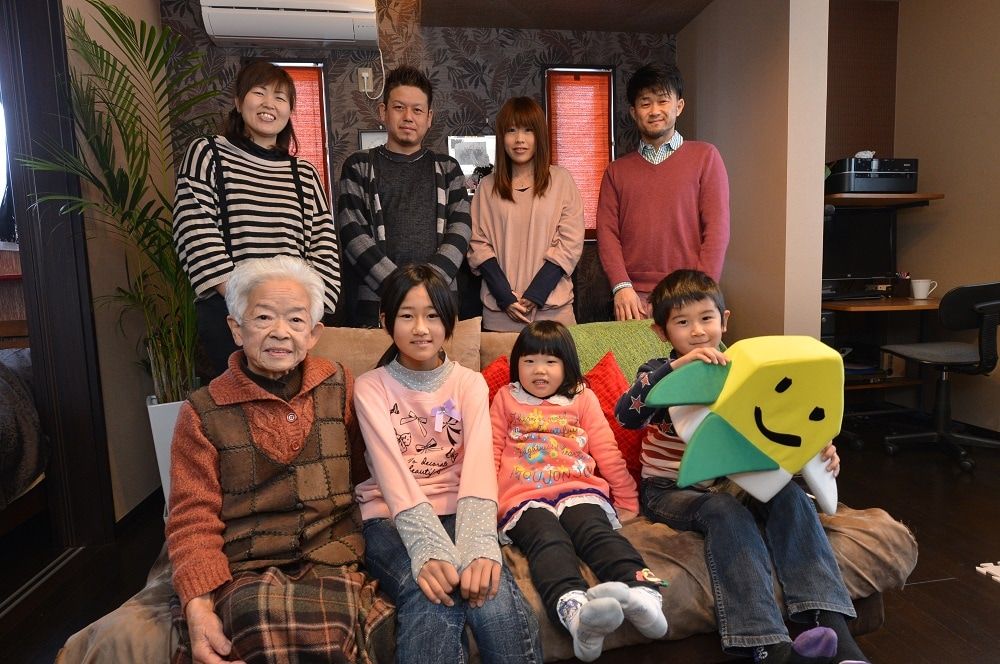 未来に向かって変化する家