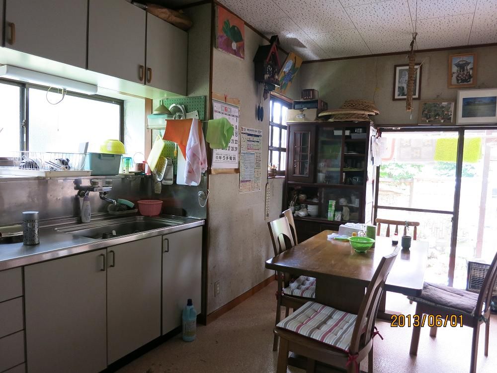 ＬＤＫと水回り　２階も少し　鹿沼市　￥６００万円～