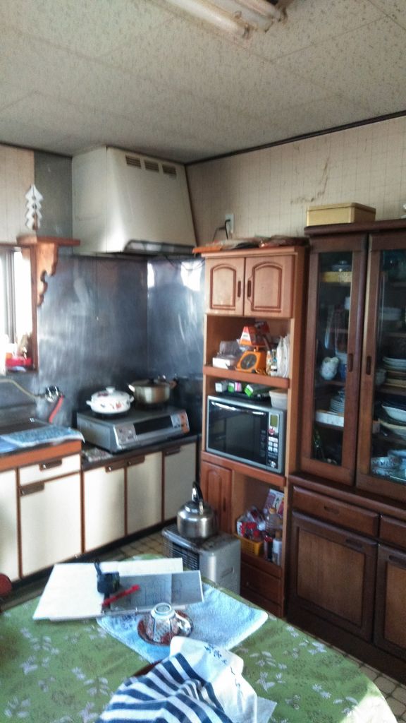 今回は茶の間と台所を　塩谷町　￥４００万円～