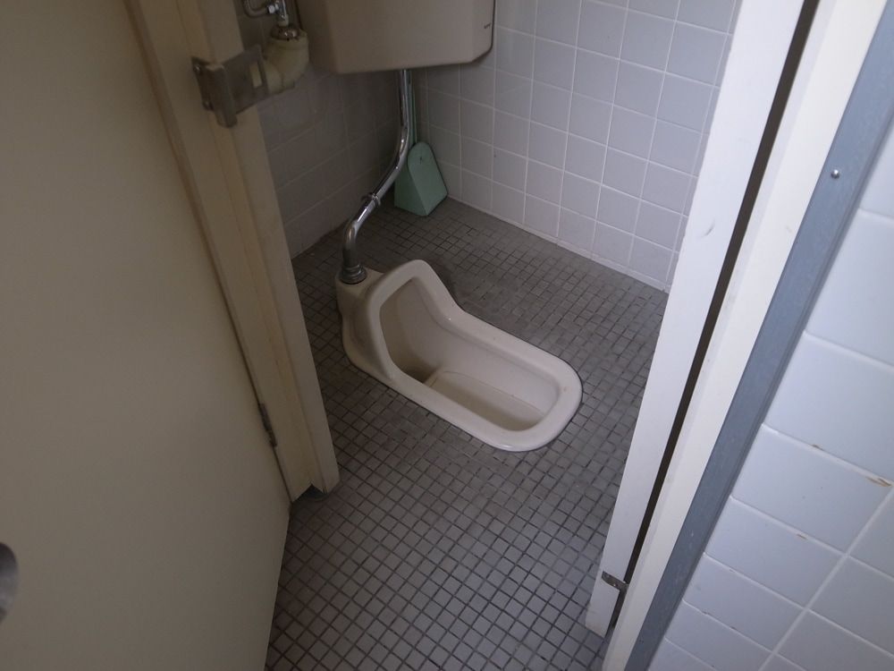 事務所ビルトイレリフォーム　宇都宮市　￥1000万円～